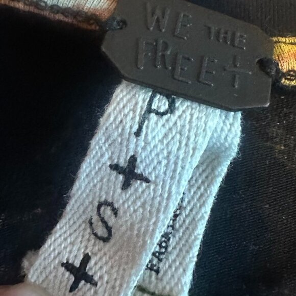 We The Free Birds of Paradise Bell Sleeve Shirt Blouse Top Size Small Women's - Picture 10 of 11